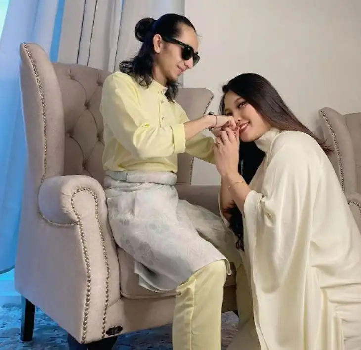 Isteri Ayie Elham Floor88, Tasha Awie