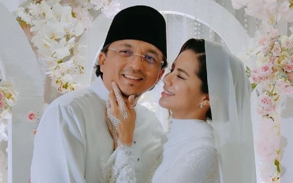 Engku Emran Dan Noor Nabila Sudah Bercerai?