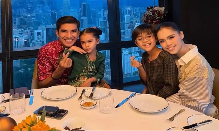 Bella Astillah, Syed Saddiq